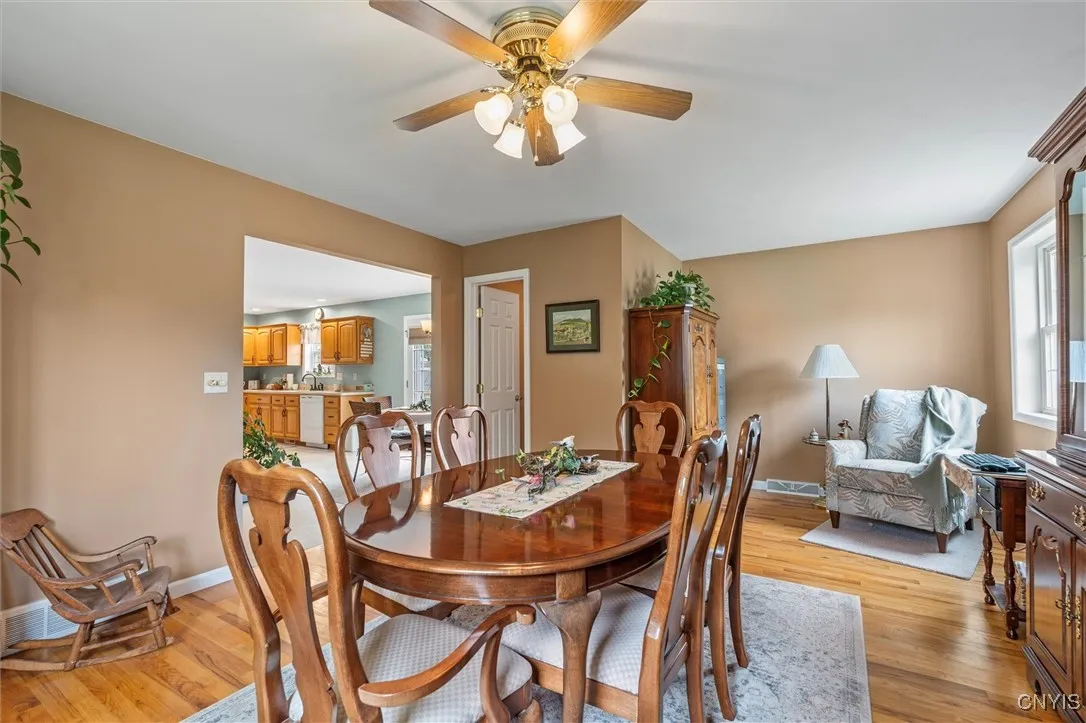 135 Hunt Valley Road, Oneida, New York 13421, Oneida, New York 13421, 3 Bedrooms Bedrooms, 6 Rooms Rooms,2 BathroomsBathrooms,Residential,For Sale,135 Hunt Valley Road, Oneida, New York 13421,S1621408