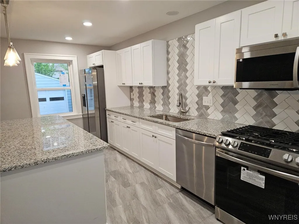 47 Nassau Avenue, Tonawanda, New York 14217, Tonawanda, New York 14217, 3 Bedrooms Bedrooms, 8 Rooms Rooms,1 BathroomBathrooms,Residential,For Sale,47 Nassau Avenue, Tonawanda, New York 14217,B1621510