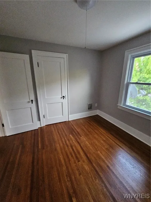 47 Nassau Avenue, Tonawanda, New York 14217, Tonawanda, New York 14217, 3 Bedrooms Bedrooms, 8 Rooms Rooms,1 BathroomBathrooms,Residential,For Sale,47 Nassau Avenue, Tonawanda, New York 14217,B1621510