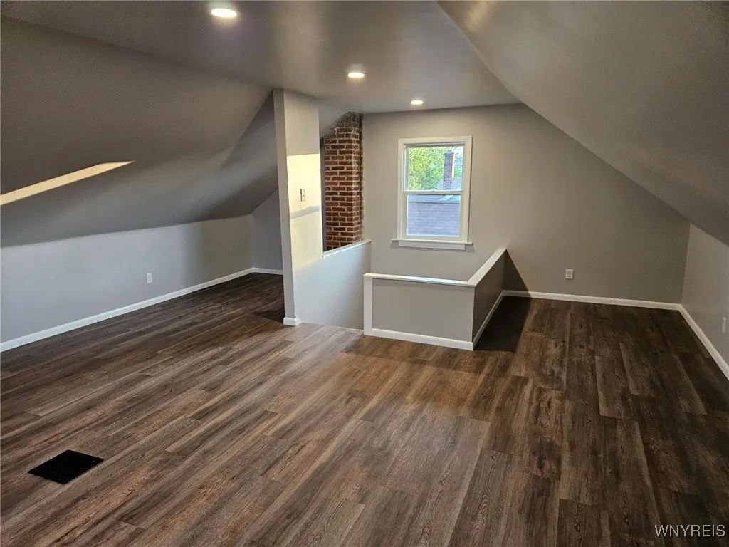 47 Nassau Avenue, Tonawanda, New York 14217, Tonawanda, New York 14217, 3 Bedrooms Bedrooms, 8 Rooms Rooms,1 BathroomBathrooms,Residential,For Sale,47 Nassau Avenue, Tonawanda, New York 14217,B1621510