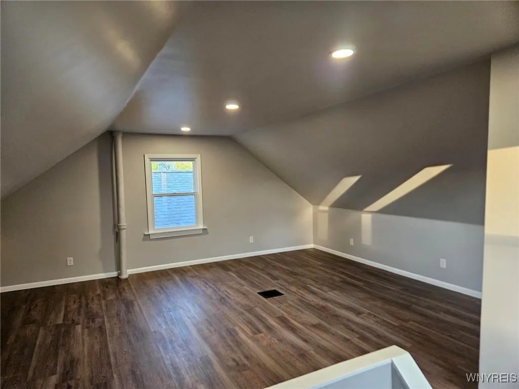 47 Nassau Avenue, Tonawanda, New York 14217, Tonawanda, New York 14217, 3 Bedrooms Bedrooms, 8 Rooms Rooms,1 BathroomBathrooms,Residential,For Sale,47 Nassau Avenue, Tonawanda, New York 14217,B1621510