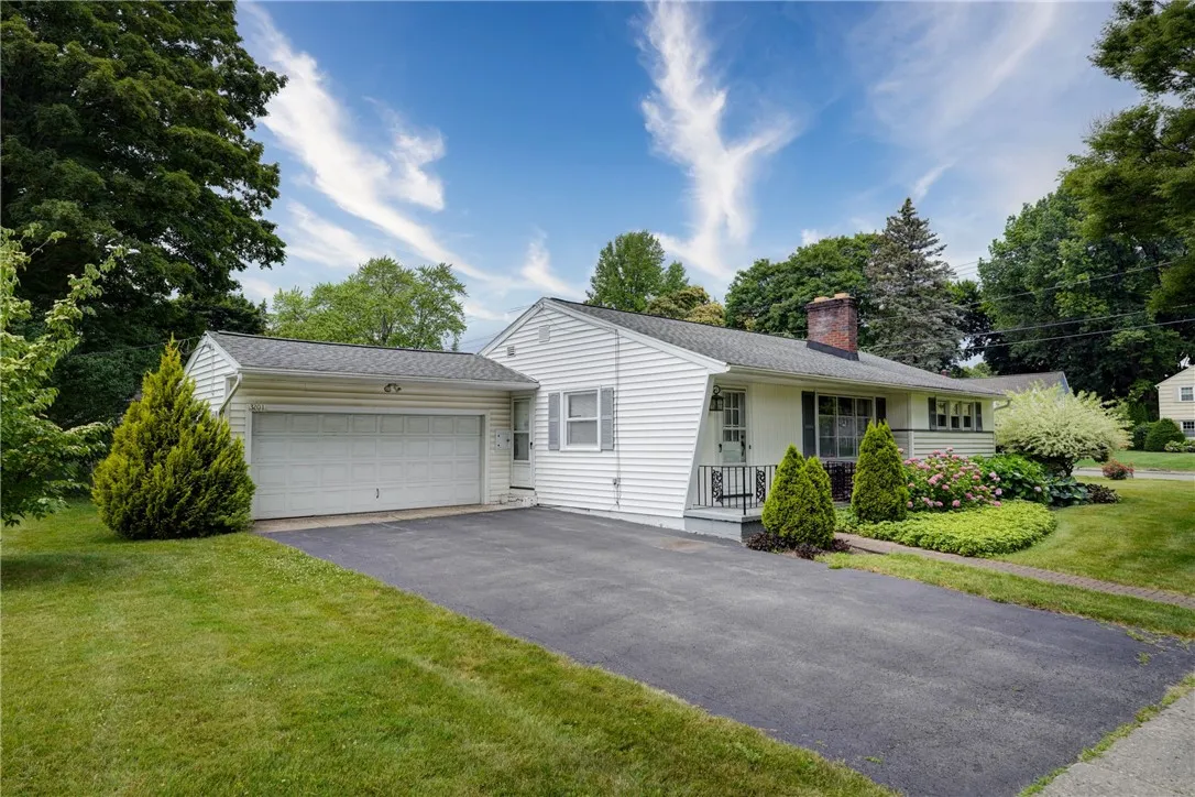 3201 Elmwood Avenue, Brighton, New York 14618, Brighton, New York 14618, 3 Bedrooms Bedrooms, 7 Rooms Rooms,1 BathroomBathrooms,Residential,For Sale,3201 Elmwood Avenue, Brighton, New York 14618,R1621311