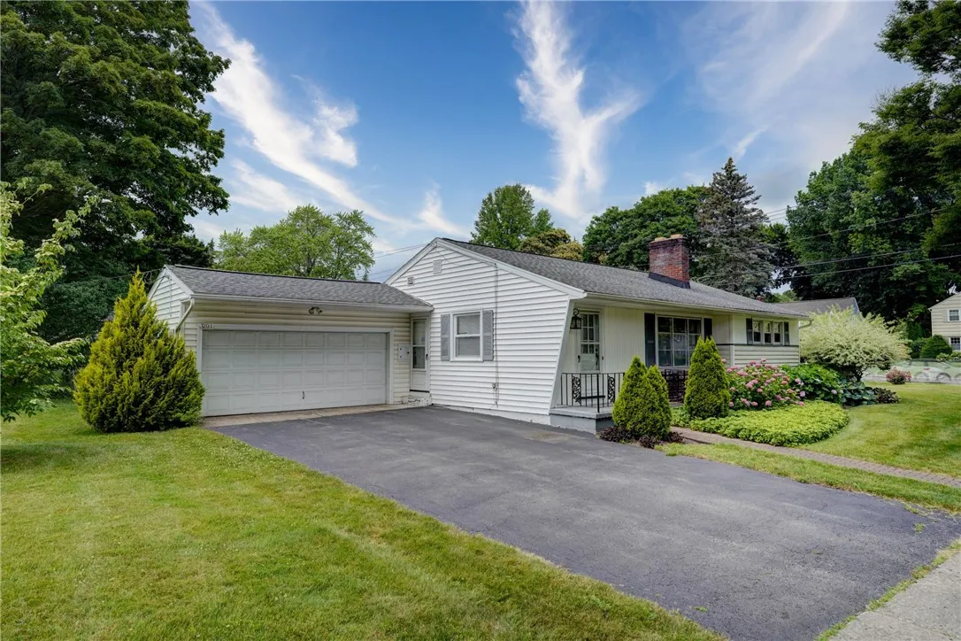 3201 Elmwood Avenue, Brighton, New York 14618, Brighton, New York 14618, 3 Bedrooms Bedrooms, 7 Rooms Rooms,1 BathroomBathrooms,Residential,For Sale,3201 Elmwood Avenue, Brighton, New York 14618,R1621311