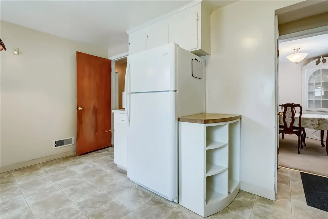 3201 Elmwood Avenue, Brighton, New York 14618, Brighton, New York 14618, 3 Bedrooms Bedrooms, 7 Rooms Rooms,1 BathroomBathrooms,Residential,For Sale,3201 Elmwood Avenue, Brighton, New York 14618,R1621311