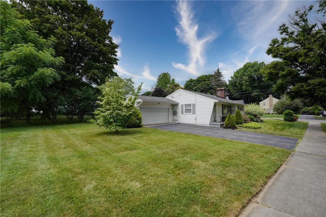 3201 Elmwood Avenue, Brighton, New York 14618, Brighton, New York 14618, 3 Bedrooms Bedrooms, 7 Rooms Rooms,1 BathroomBathrooms,Residential,For Sale,3201 Elmwood Avenue, Brighton, New York 14618,R1621311