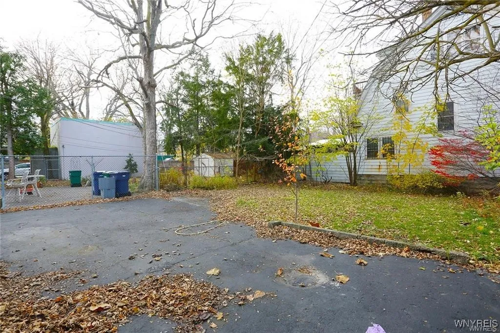 2300 Main Street, Buffalo, New York 14214, Buffalo, New York 14214, 4 Bedrooms Bedrooms, ,2 BathroomsBathrooms,Residential,For Sale,2300 Main Street, Buffalo, New York 14214,B1621133