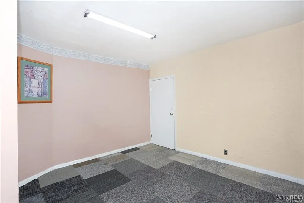 2300 Main Street, Buffalo, New York 14214, Buffalo, New York 14214, 4 Bedrooms Bedrooms, ,2 BathroomsBathrooms,Residential,Closed,2300 Main Street, Buffalo, New York 14214,0,B1621133