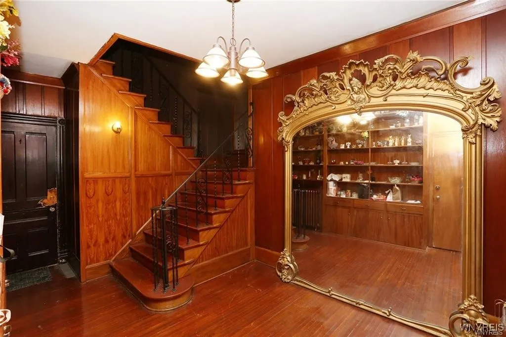 2300 Main Street, Buffalo, New York 14214, Buffalo, New York 14214, 4 Bedrooms Bedrooms, ,2 BathroomsBathrooms,Residential,For Sale,2300 Main Street, Buffalo, New York 14214,B1621133