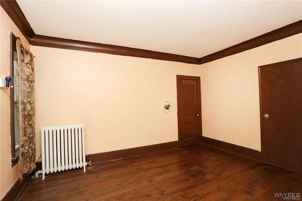 2300 Main Street, Buffalo, New York 14214, Buffalo, New York 14214, 4 Bedrooms Bedrooms, ,2 BathroomsBathrooms,Residential,For Sale,2300 Main Street, Buffalo, New York 14214,B1621133