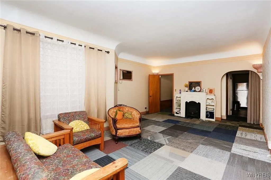 2300 Main Street, Buffalo, New York 14214, Buffalo, New York 14214, 4 Bedrooms Bedrooms, ,2 BathroomsBathrooms,Residential,For Sale,2300 Main Street, Buffalo, New York 14214,B1621133