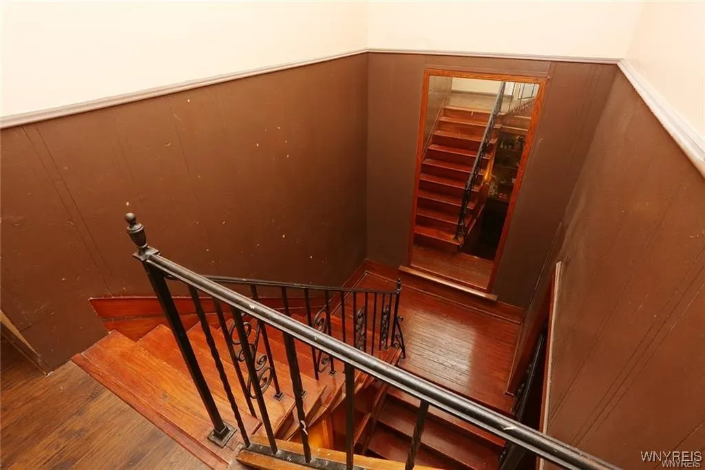 2300 Main Street, Buffalo, New York 14214, Buffalo, New York 14214, 4 Bedrooms Bedrooms, ,2 BathroomsBathrooms,Residential,Closed,2300 Main Street, Buffalo, New York 14214,0,B1621133