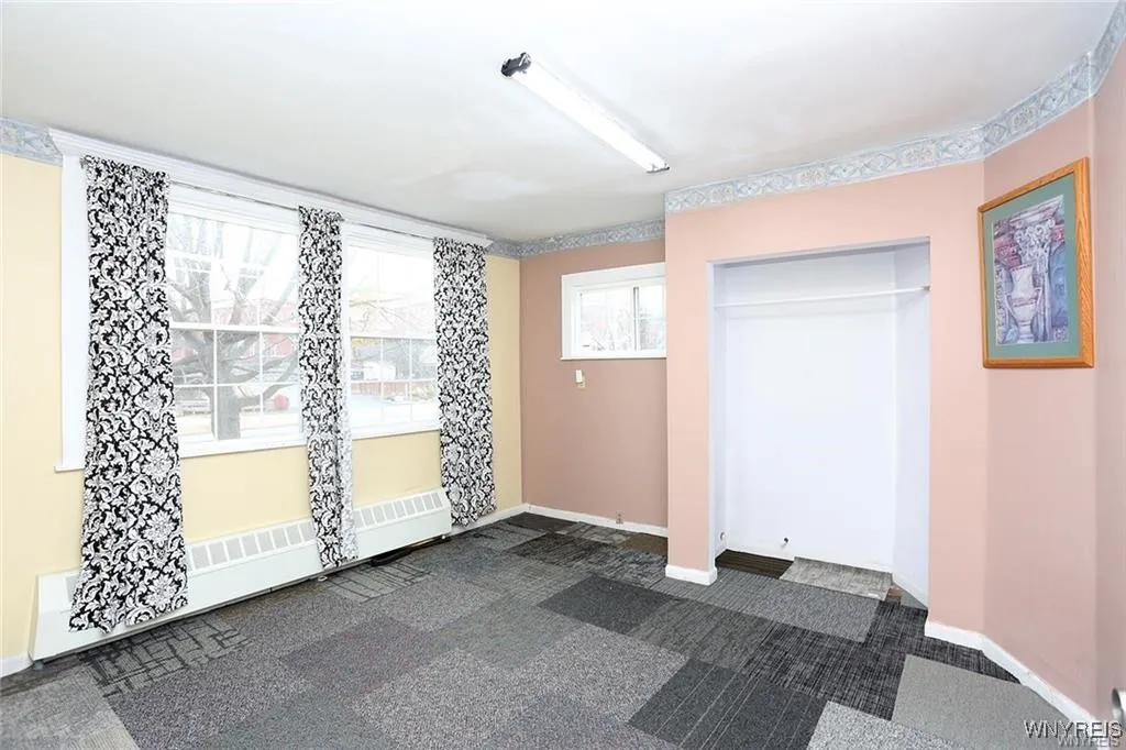 2300 Main Street, Buffalo, New York 14214, Buffalo, New York 14214, 4 Bedrooms Bedrooms, 8 Rooms Rooms,3 BathroomsBathrooms,Residential,For Sale,2300 Main Street, Buffalo, New York 14214,B1621131
