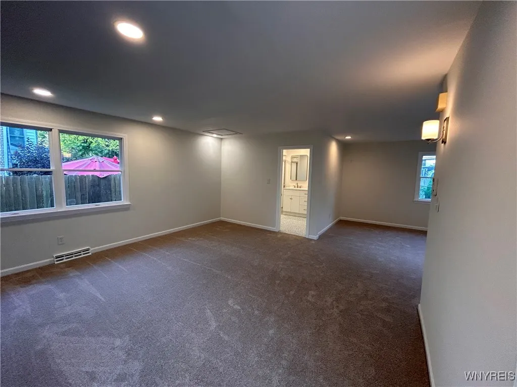 67 Birchwood Drive, Amherst, New York 14221, Amherst, New York 14221, 4 Bedrooms Bedrooms, 12 Rooms Rooms,2 BathroomsBathrooms,Residential,For Sale,67 Birchwood Drive, Amherst, New York 14221,B1621254
