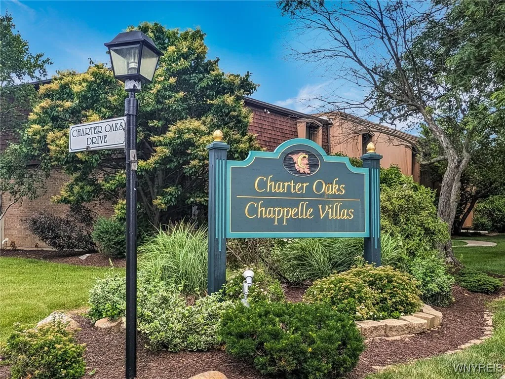 135 Charter Oaks Drive 1, Amherst, New York 14228, Amherst, New York 14228, 1 Bedroom Bedrooms, 4 Rooms Rooms,1 BathroomBathrooms,Residential,For Sale,135 Charter Oaks Drive 1, Amherst, New York 14228,B1619368