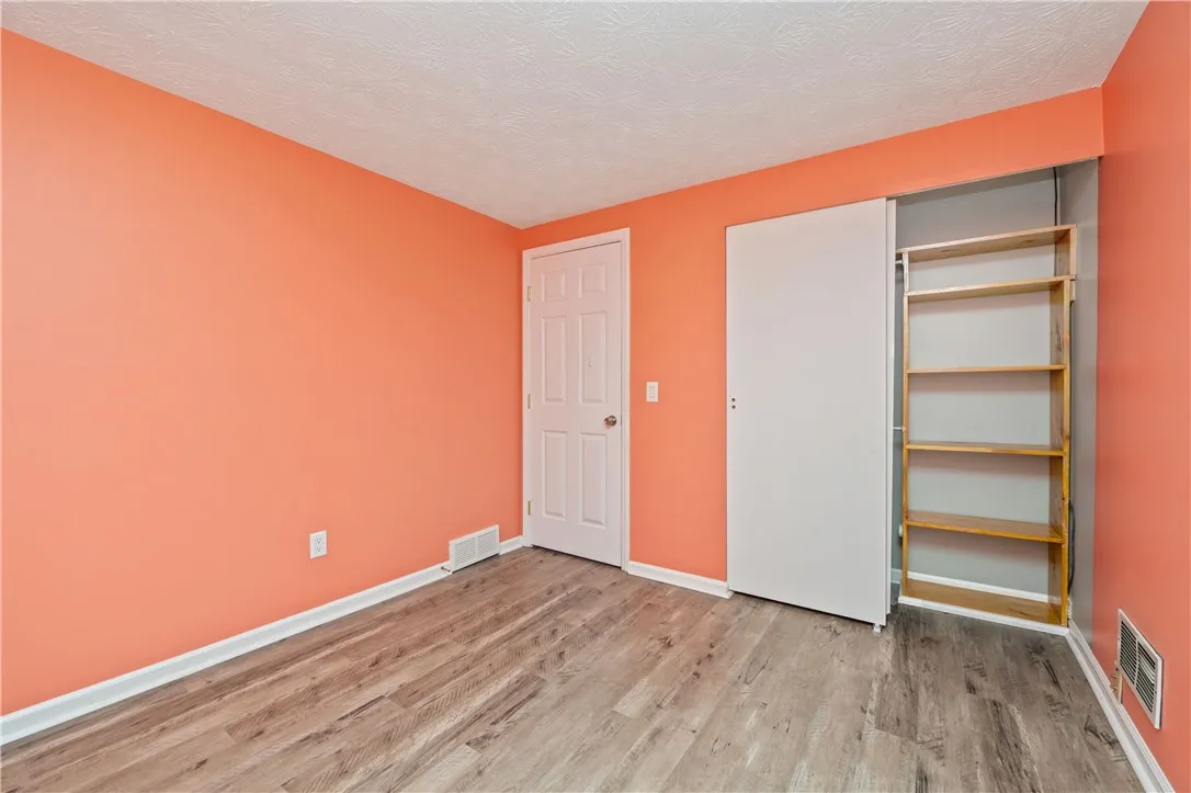 24 Huntsman, Webster, New York 14580, Webster, New York 14580, 2 Bedrooms Bedrooms, 4 Rooms Rooms,1 BathroomBathrooms,Residential,For Sale,24 Huntsman, Webster, New York 14580,R1620404