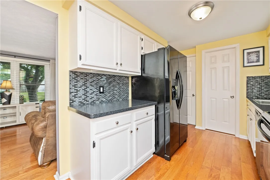 24 Huntsman, Webster, New York 14580, Webster, New York 14580, 2 Bedrooms Bedrooms, 4 Rooms Rooms,1 BathroomBathrooms,Residential,For Sale,24 Huntsman, Webster, New York 14580,R1620404