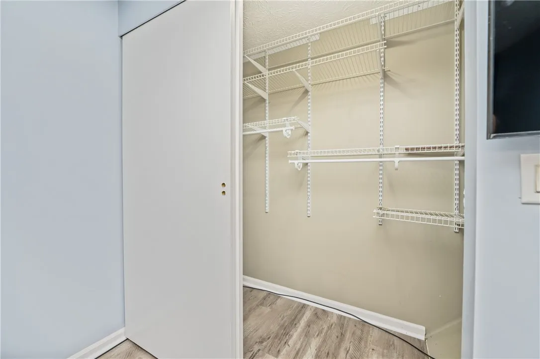 24 Huntsman, Webster, New York 14580, Webster, New York 14580, 2 Bedrooms Bedrooms, 4 Rooms Rooms,1 BathroomBathrooms,Residential,For Sale,24 Huntsman, Webster, New York 14580,R1620404