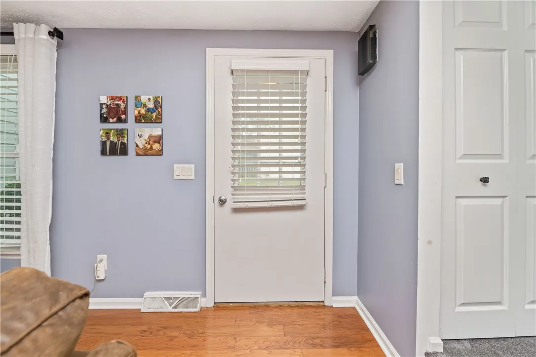 24 Huntsman, Webster, New York 14580, Webster, New York 14580, 2 Bedrooms Bedrooms, 4 Rooms Rooms,1 BathroomBathrooms,Residential,For Sale,24 Huntsman, Webster, New York 14580,R1620404