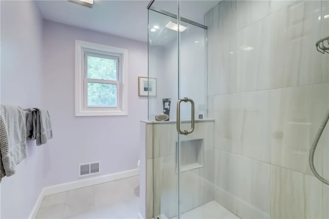 30 Copper Woods, Pittsford, New York 14534, Pittsford, New York 14534, 4 Bedrooms Bedrooms, 8 Rooms Rooms,2 BathroomsBathrooms,Residential,For Sale,30 Copper Woods, Pittsford, New York 14534,R1620747
