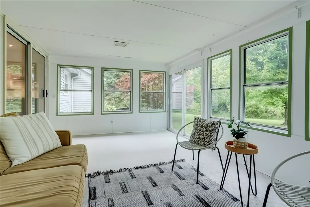 30 Copper Woods, Pittsford, New York 14534, Pittsford, New York 14534, 4 Bedrooms Bedrooms, 8 Rooms Rooms,2 BathroomsBathrooms,Residential,For Sale,30 Copper Woods, Pittsford, New York 14534,R1620747