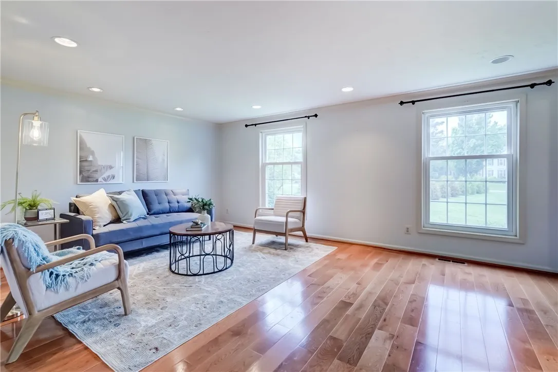 30 Copper Woods, Pittsford, New York 14534, Pittsford, New York 14534, 4 Bedrooms Bedrooms, 8 Rooms Rooms,2 BathroomsBathrooms,Residential,For Sale,30 Copper Woods, Pittsford, New York 14534,R1620747
