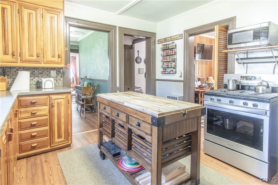 30 High Street, Champion, New York 13619, Champion, New York 13619, 4 Bedrooms Bedrooms, 8 Rooms Rooms,2 BathroomsBathrooms,Residential,Closed,30 High Street, Champion, New York 13619,0,S1621492