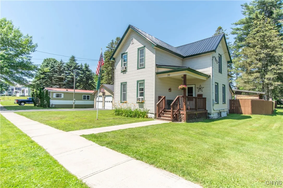 30 High Street, Champion, New York 13619, Champion, New York 13619, 4 Bedrooms Bedrooms, 8 Rooms Rooms,2 BathroomsBathrooms,Residential,Closed,30 High Street, Champion, New York 13619,0,S1621492