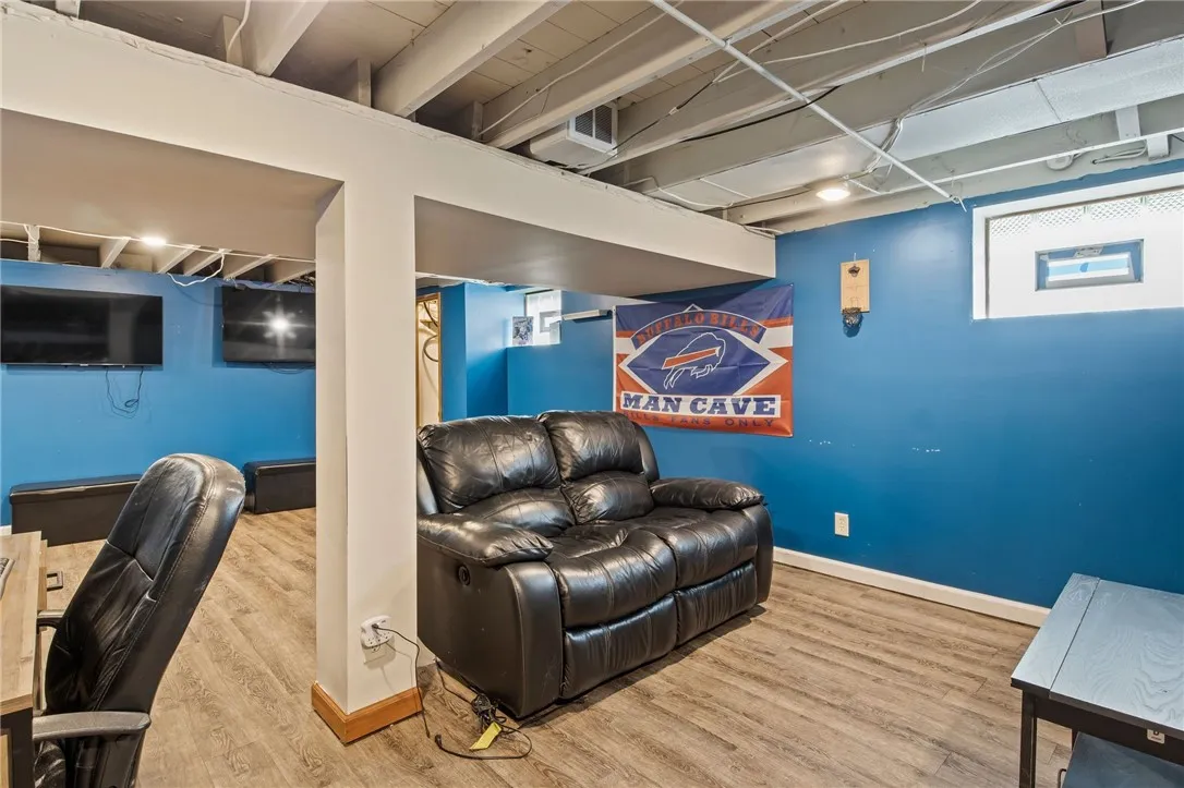 70 Ridgewood Road, Greece, New York 14626, Greece, New York 14626, 2 Bedrooms Bedrooms, 6 Rooms Rooms,2 BathroomsBathrooms,Residential,Closed,70 Ridgewood Road, Greece, New York 14626,0,R1617980