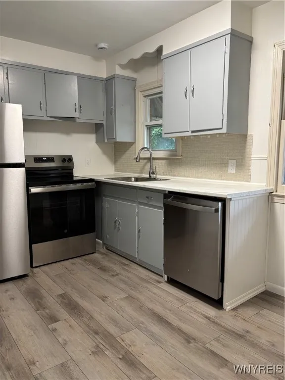 620 Beach Road, Cheektowaga, New York 14225, Cheektowaga, New York 14225, 2 Bedrooms Bedrooms, 5 Rooms Rooms,1 BathroomBathrooms,Residential Lease,For Rent,620 Beach Road, Cheektowaga, New York 14225,B1621519