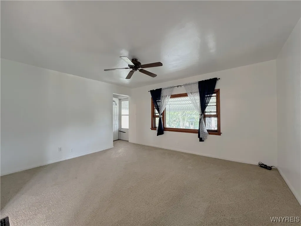 125 Shanley Street, Cheektowaga, New York 14206, Cheektowaga, New York 14206, 5 Bedrooms Bedrooms, ,3 BathroomsBathrooms,Residential,For Sale,125 Shanley Street, Cheektowaga, New York 14206,B1621053