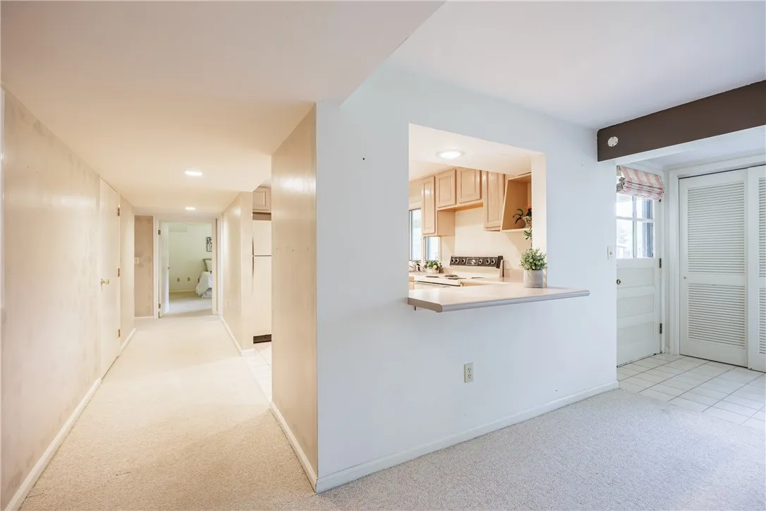 39 North Country Club Drive, Pittsford, New York 1, Pittsford, New York 14618, 3 Bedrooms Bedrooms, 9 Rooms Rooms,3 BathroomsBathrooms,Residential,Closed,39 North Country Club Drive, Pittsford, New York 1,0,R1621520