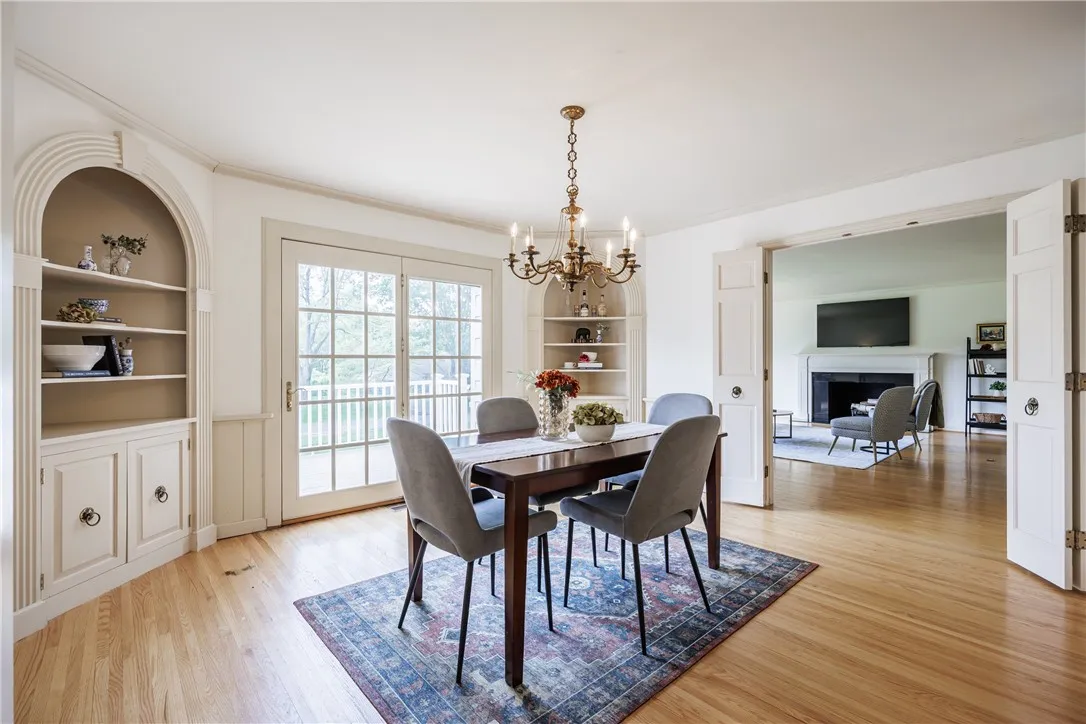 39 North Country Club Drive, Pittsford, New York 1, Pittsford, New York 14618, 3 Bedrooms Bedrooms, 9 Rooms Rooms,3 BathroomsBathrooms,Residential,Closed,39 North Country Club Drive, Pittsford, New York 1,0,R1621520