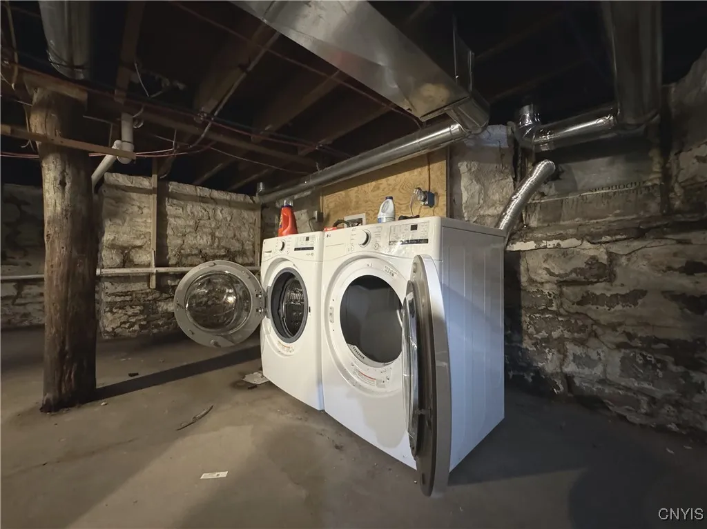 222 Academy Street, Watertown City, New York 13601, Watertown City, New York 13601, 2 Bedrooms Bedrooms, 5 Rooms Rooms,1 BathroomBathrooms,Residential Lease,For Rent,222 Academy Street, Watertown City, New York 13601,S1621547
