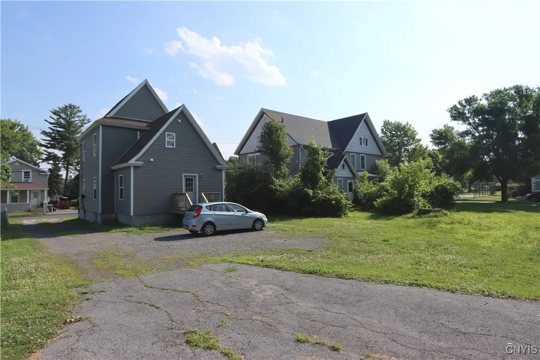 222 Academy Street, Watertown City, New York 13601, Watertown City, New York 13601, 2 Bedrooms Bedrooms, 5 Rooms Rooms,1 BathroomBathrooms,Residential Lease,For Rent,222 Academy Street, Watertown City, New York 13601,S1621547