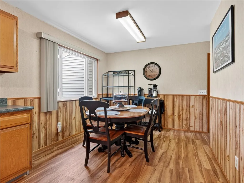 144 Hamden Cir, Parma, New York 14468, Parma, New York 14468, 3 Bedrooms Bedrooms, 6 Rooms Rooms,1 BathroomBathrooms,Residential,For Sale,144 Hamden Cir, Parma, New York 14468,R1621503