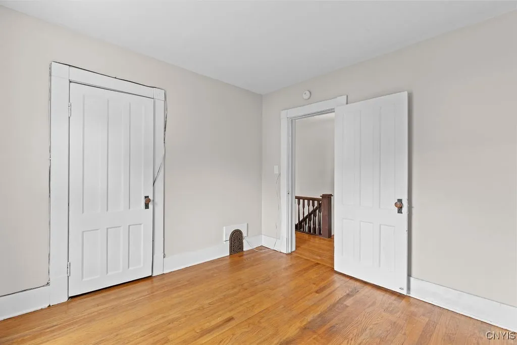 109 Center Street, Geddes, New York 13209, Geddes, New York 13209, 3 Bedrooms Bedrooms, 8 Rooms Rooms,1 BathroomBathrooms,Residential Lease,For Rent,109 Center Street, Geddes, New York 13209,S1621555