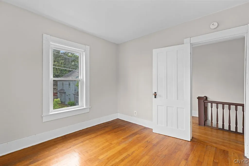109 Center Street, Geddes, New York 13209, Geddes, New York 13209, 3 Bedrooms Bedrooms, 8 Rooms Rooms,1 BathroomBathrooms,Residential Lease,For Rent,109 Center Street, Geddes, New York 13209,S1621555