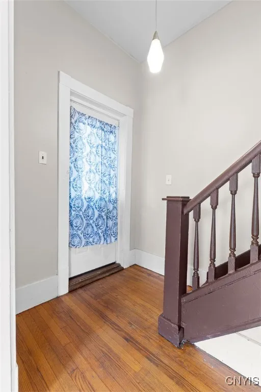 109 Center Street, Geddes, New York 13209, Geddes, New York 13209, 3 Bedrooms Bedrooms, 8 Rooms Rooms,1 BathroomBathrooms,Residential Lease,For Rent,109 Center Street, Geddes, New York 13209,S1621555