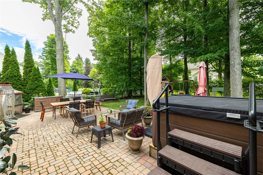 513 Deer Haven Drive, Webster, New York 14580, Webster, New York 14580, 4 Bedrooms Bedrooms, 9 Rooms Rooms,2 BathroomsBathrooms,Residential,For Sale,513 Deer Haven Drive, Webster, New York 14580,R1620458