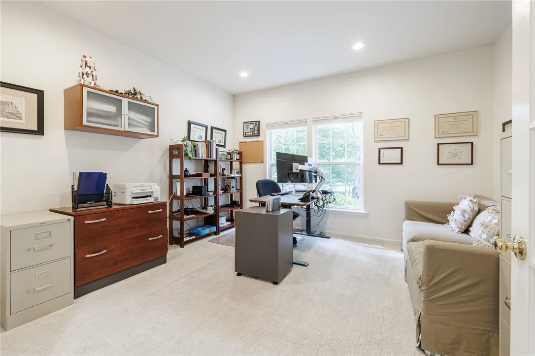 513 Deer Haven Drive, Webster, New York 14580, Webster, New York 14580, 4 Bedrooms Bedrooms, 9 Rooms Rooms,2 BathroomsBathrooms,Residential,For Sale,513 Deer Haven Drive, Webster, New York 14580,R1620458