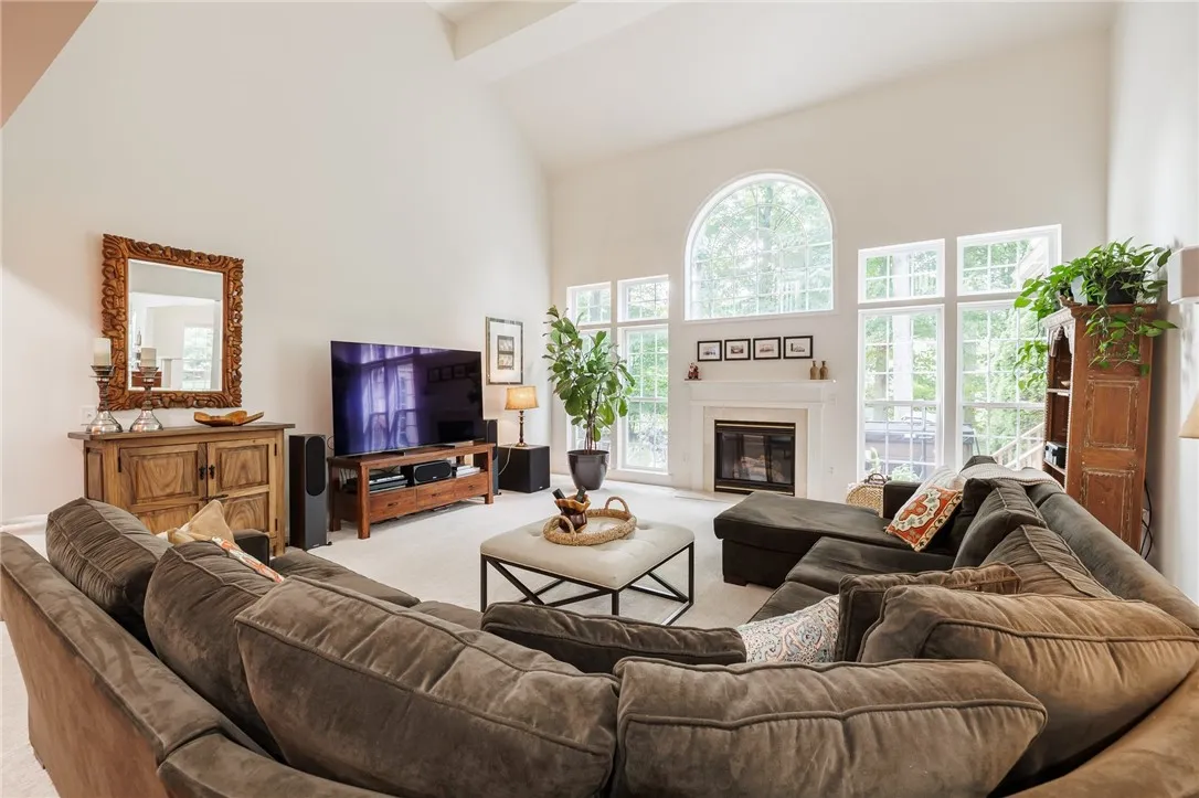 513 Deer Haven Drive, Webster, New York 14580, Webster, New York 14580, 4 Bedrooms Bedrooms, 9 Rooms Rooms,2 BathroomsBathrooms,Residential,For Sale,513 Deer Haven Drive, Webster, New York 14580,R1620458