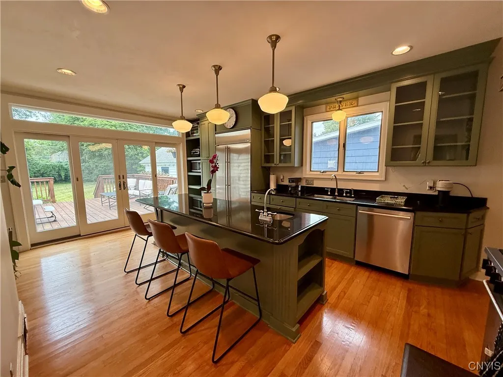 135 Hampton Road, Syracuse, New York 13203, Syracuse, New York 13203, 4 Bedrooms Bedrooms, 9 Rooms Rooms,2 BathroomsBathrooms,Residential,For Sale,135 Hampton Road, Syracuse, New York 13203,S1620987