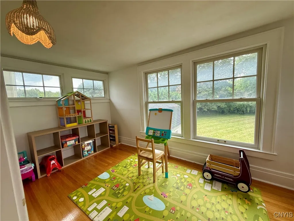 135 Hampton Road, Syracuse, New York 13203, Syracuse, New York 13203, 4 Bedrooms Bedrooms, 9 Rooms Rooms,2 BathroomsBathrooms,Residential,For Sale,135 Hampton Road, Syracuse, New York 13203,S1620987