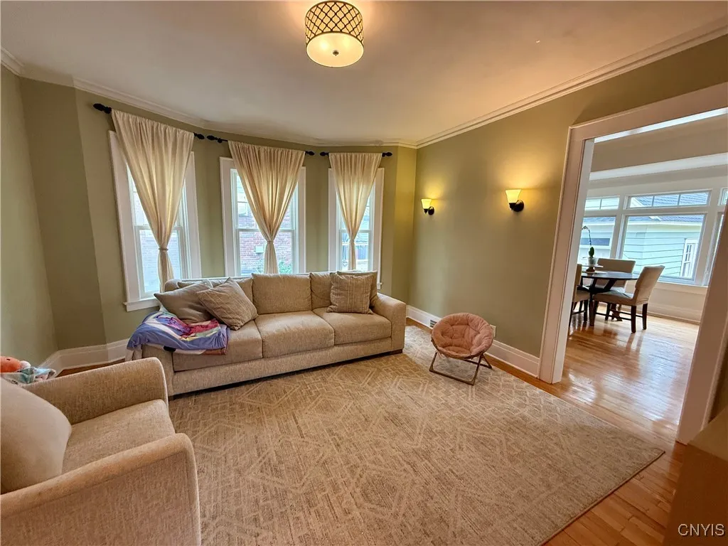 135 Hampton Road, Syracuse, New York 13203, Syracuse, New York 13203, 4 Bedrooms Bedrooms, 9 Rooms Rooms,2 BathroomsBathrooms,Residential,For Sale,135 Hampton Road, Syracuse, New York 13203,S1620987