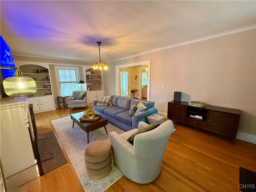 135 Hampton Road, Syracuse, New York 13203, Syracuse, New York 13203, 4 Bedrooms Bedrooms, 9 Rooms Rooms,2 BathroomsBathrooms,Residential,For Sale,135 Hampton Road, Syracuse, New York 13203,S1620987