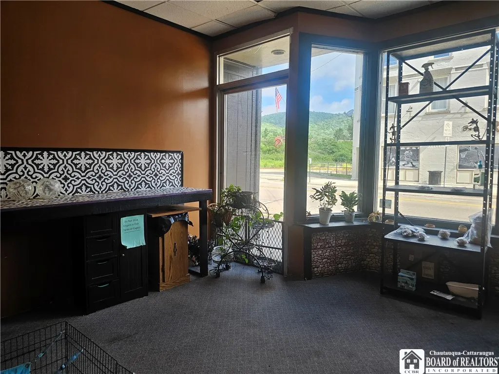 196-200 Main Street, Bradford City, Pennsylvania 1, Bradford City, Pennsylvania 16701, 2 Rooms Rooms,Commercial Sale,For Sale,196-200 Main Street, Bradford City, Pennsylvania 1,R1619870