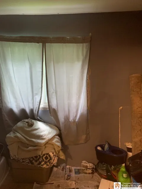 230 Crossman Street, Jamestown, New York 14701, Jamestown, New York 14701, 3 Bedrooms Bedrooms, 9 Rooms Rooms,2 BathroomsBathrooms,Residential,For Sale,230 Crossman Street, Jamestown, New York 14701,R1621512