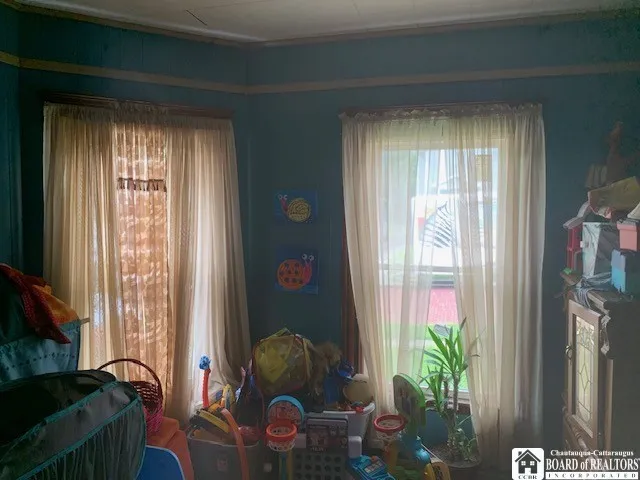 230 Crossman Street, Jamestown, New York 14701, Jamestown, New York 14701, 3 Bedrooms Bedrooms, 9 Rooms Rooms,2 BathroomsBathrooms,Residential,For Sale,230 Crossman Street, Jamestown, New York 14701,R1621512