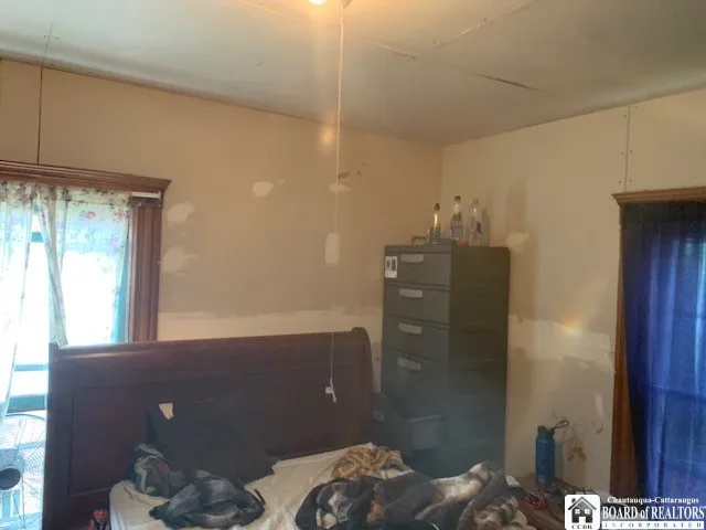 230 Crossman Street, Jamestown, New York 14701, Jamestown, New York 14701, 3 Bedrooms Bedrooms, 9 Rooms Rooms,2 BathroomsBathrooms,Residential,For Sale,230 Crossman Street, Jamestown, New York 14701,R1621512