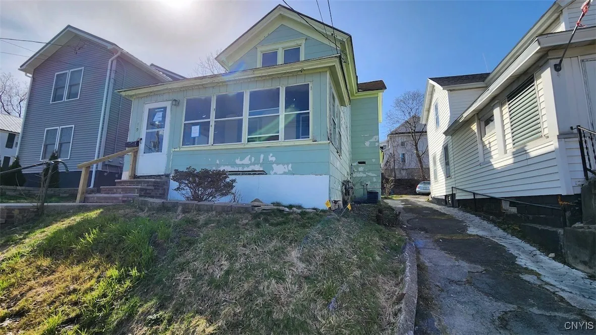 509 2nd Street, Geddes, New York 13209, Geddes, New York 13209, 3 Bedrooms Bedrooms, 6 Rooms Rooms,1 BathroomBathrooms,Residential,For Sale,509 2nd Street, Geddes, New York 13209,S1619580